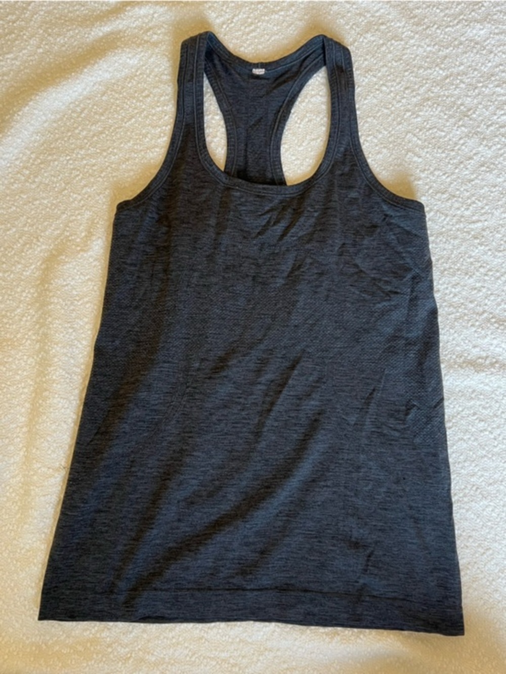 Lululemon Swiftly Tech Racerback Tank Top Size 8 Heathered‎ Dark Charcoal Gray